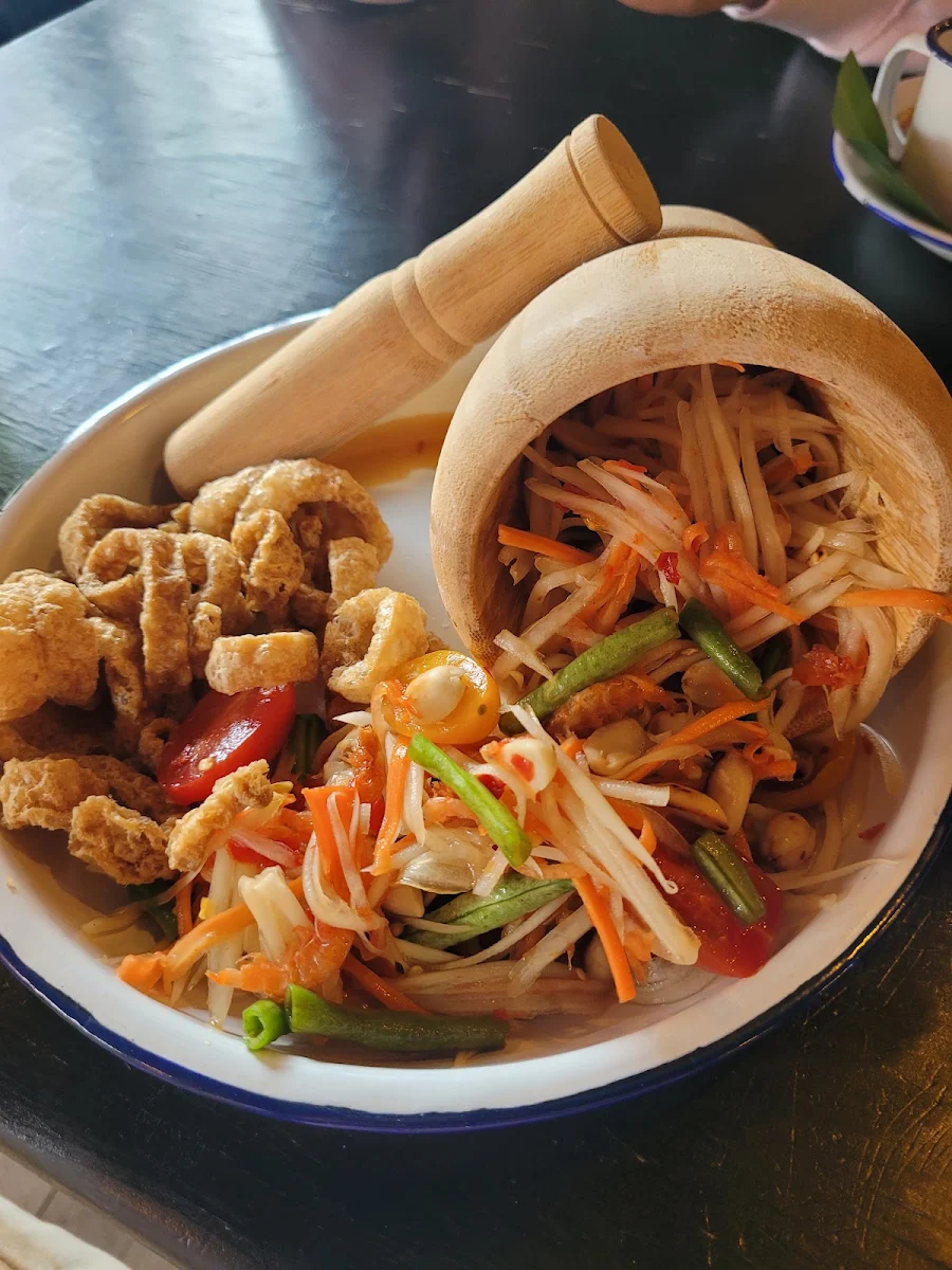 ส้มตำมะละกอ somtum malakor